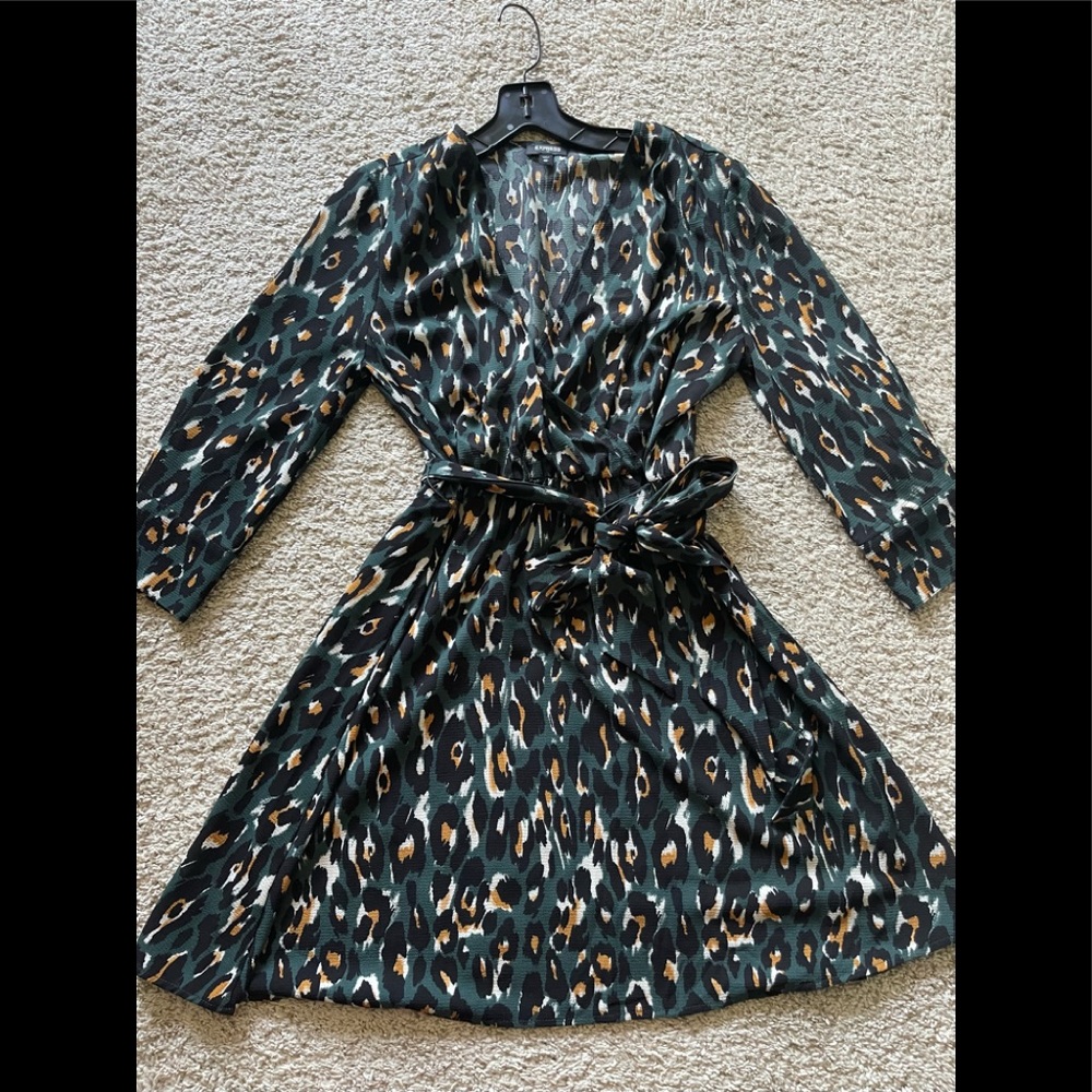 Express dress Cheetah size 2